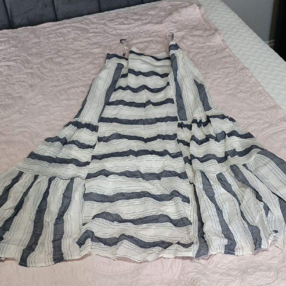 Carly Jean Striped Tiered Maxi Dress- White & Navy